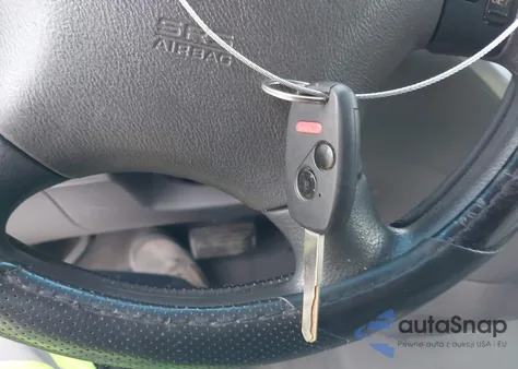 2010 Honda Odyssey Lx z USA, uszkodzony, nr VIN 5FNRL3H24AB055902